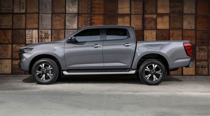 Mazda-BT-50 - 03